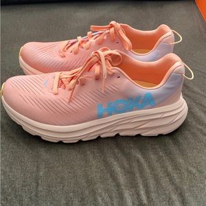 Women’s Hoka Rincon 3 size 8